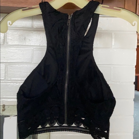 Black Crop Top - Picture 5 of 5